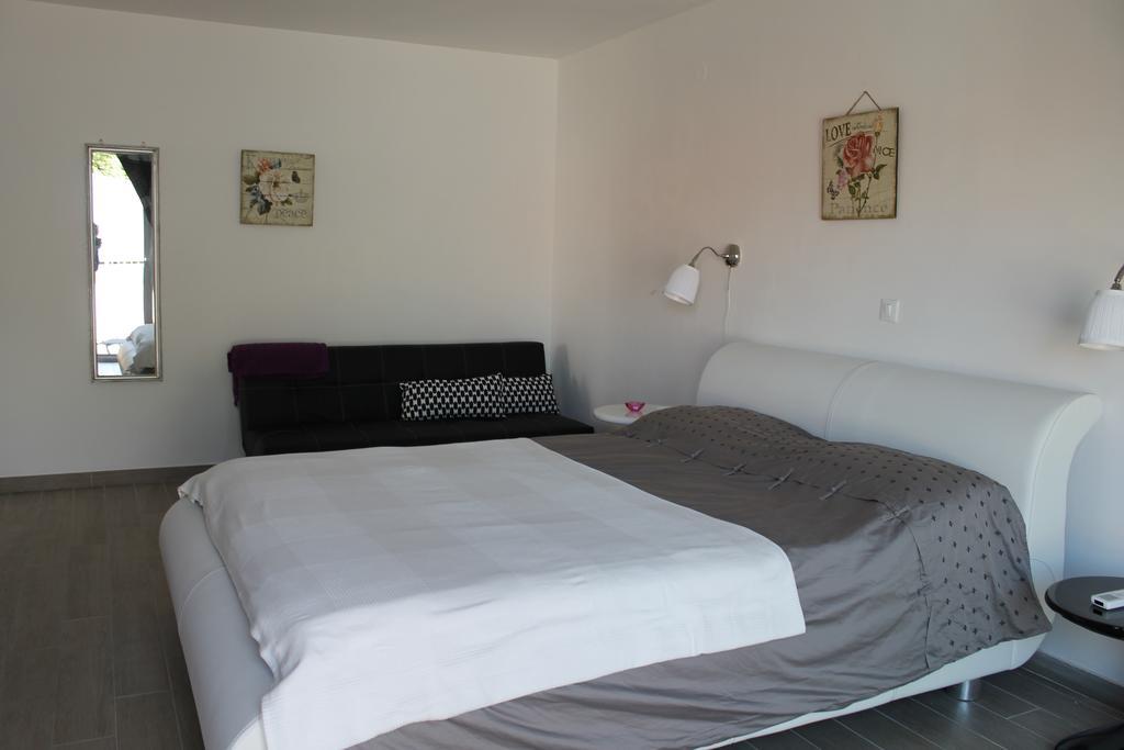 Apartments Mala Кавтат Екстериор снимка