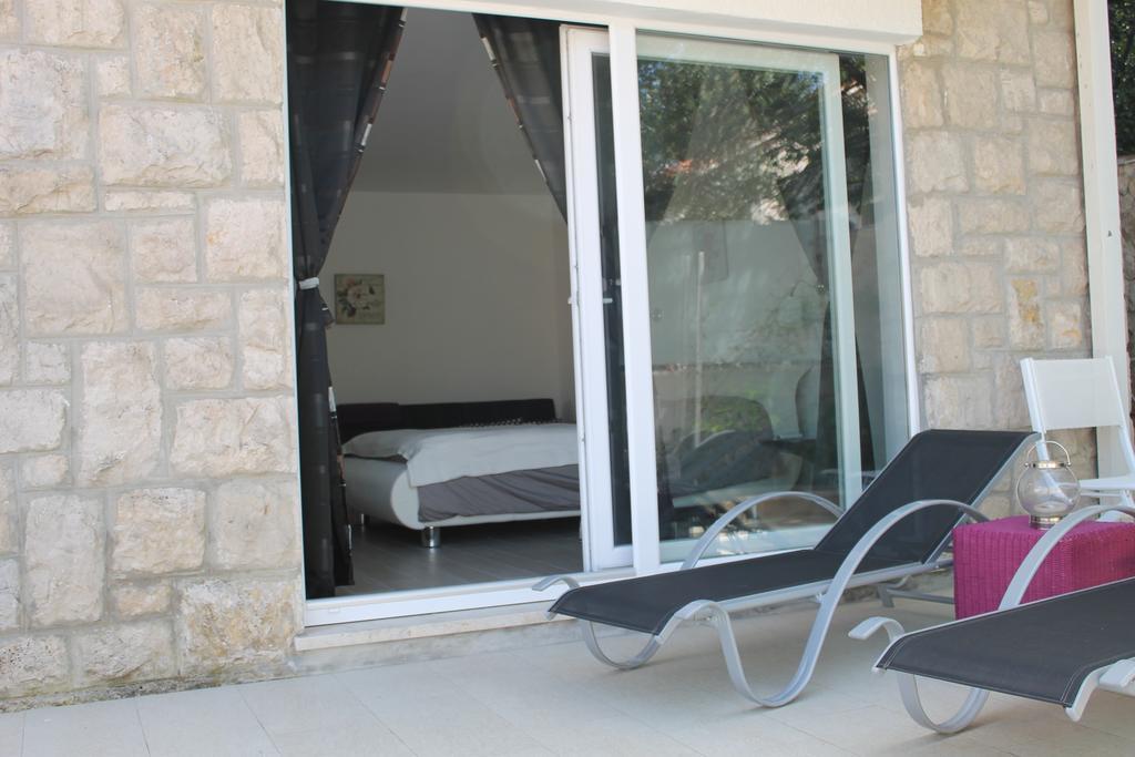 Apartments Mala Кавтат Екстериор снимка